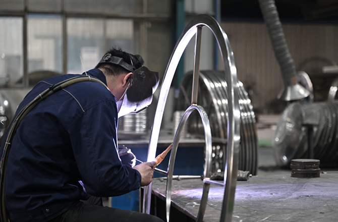 【 大河財立方】高服股份：科技創(chuàng)新促量變到質(zhì)變，不斷夯實精細(xì)篩分領(lǐng)域“護城河”