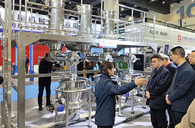 高服以“智能篩分系統+防爆解決方案”雙引擎驅動制造業升級，獲工信部領導現場點贊